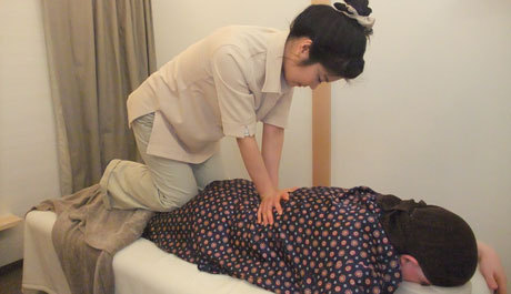 雲の上にいる仙人がほぐしてくれるって？！ほぐしの達人が集まるお店で【ほぐし】＋【酸素SPA】＋【足浴】が半額以下の2,980円！！